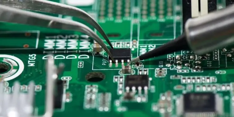 industrial electronics 1080 540 1024x1024 orig 768x384